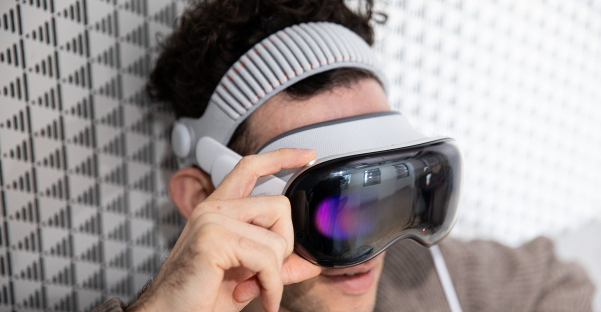 258038 m5 vision pro akrales 0308.jpg