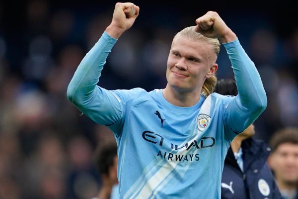 Britain soccer premier league 63708.jpg