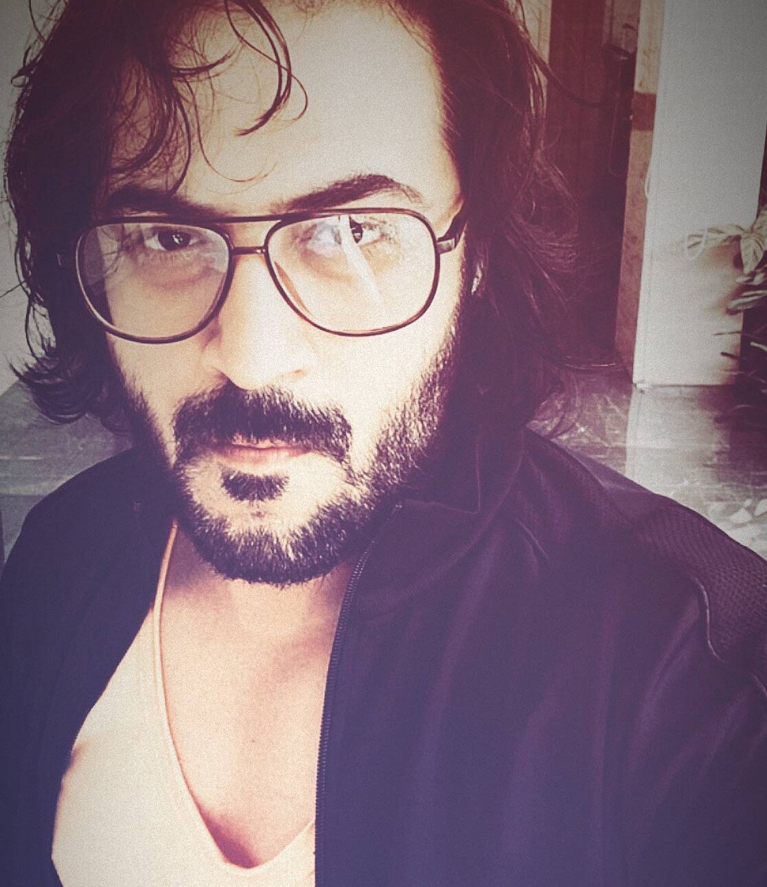 Deep malhotra profile 1.jpg