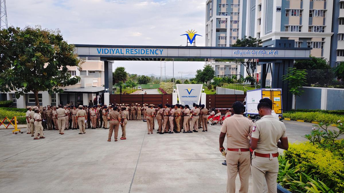 10213 6 11 2025 17 48 5 2 ka07policetataelectronicsinhosur001.jpg