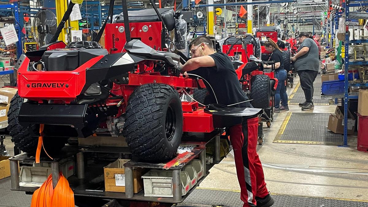 2025 03 11t100059z 838329840 rc247da1z172 rtrmadp 3 usa trump tariffs wisconsin.jpg