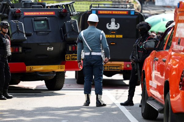 2025 11 07t081732z 1640156531 rc2jrhajfdz1 rtrmadp 3 indonesia explosion 1762504910.jpg