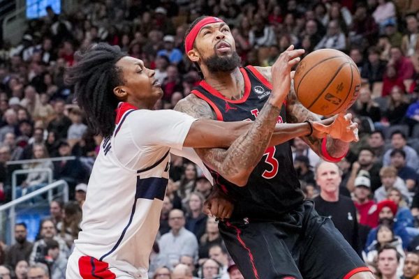 2025 11 22t034642z 1111018363 mt1usatoday27646678 rtrmadp 3 nba washington wizards at toronto raptor.jpeg