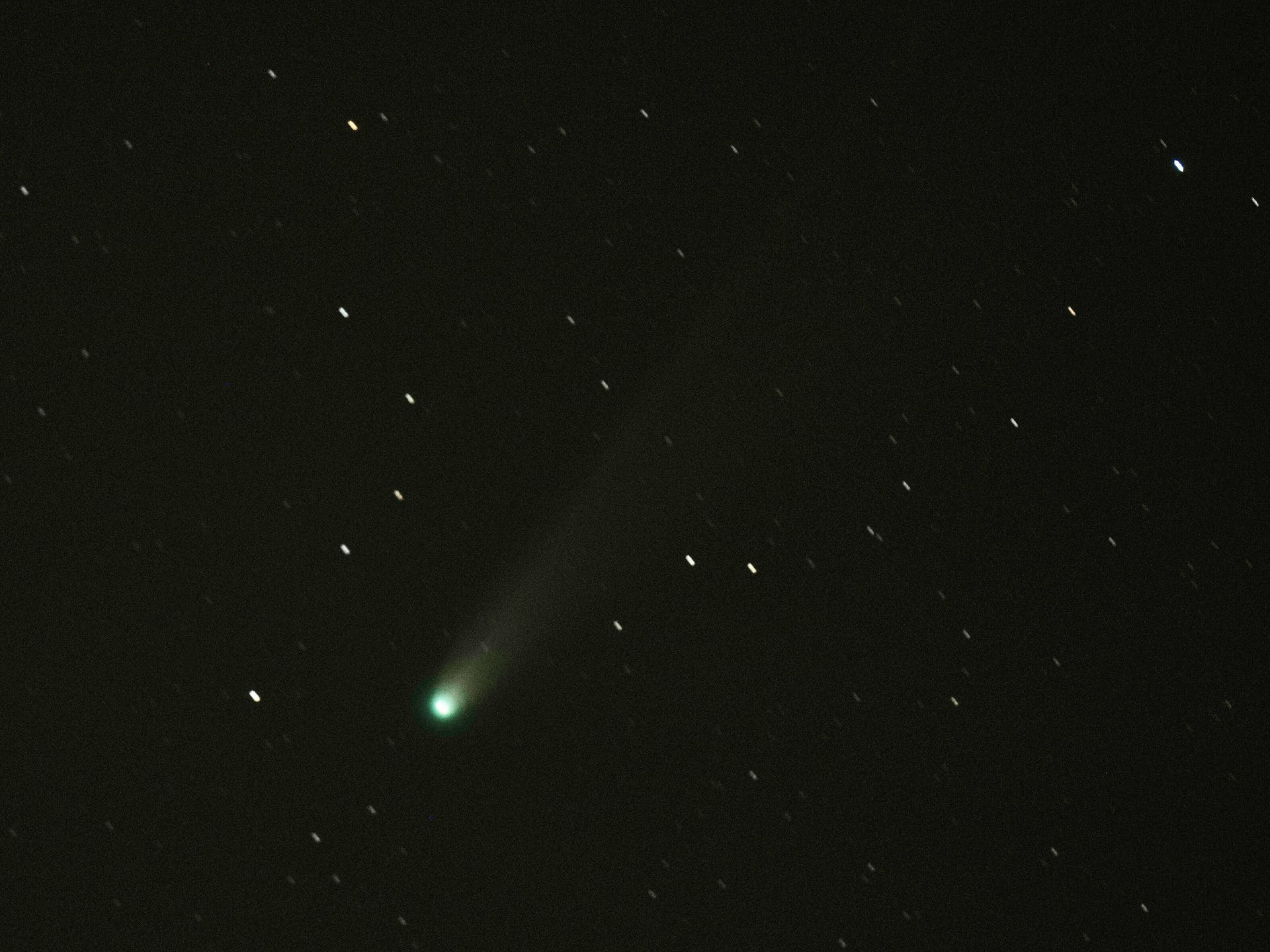 Ap25295151413716 1762189048.jpg