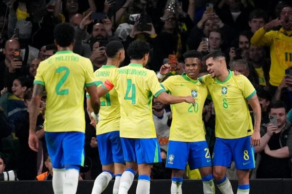 Britain brazil senegal soccer 23115.jpg