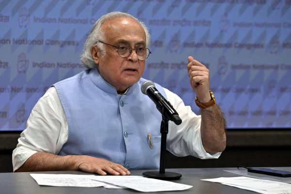 Jairam ramesh pc 12 10 delhi 07.jpg