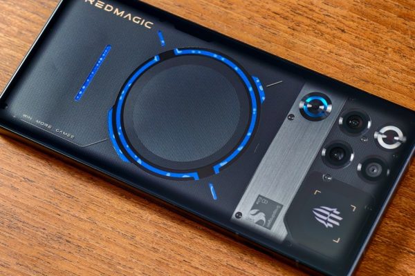 Redmagic 11 pro 04.jpg